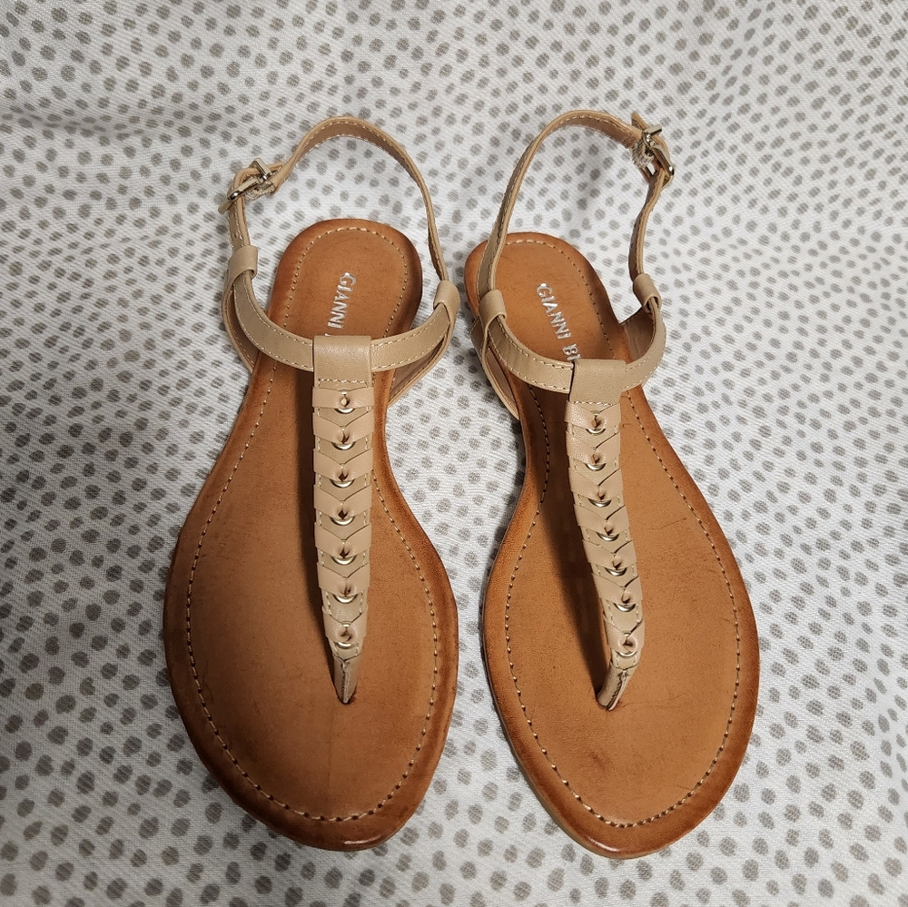 NWT GIANNI BINI NEDDY T STRAP SANDLE
